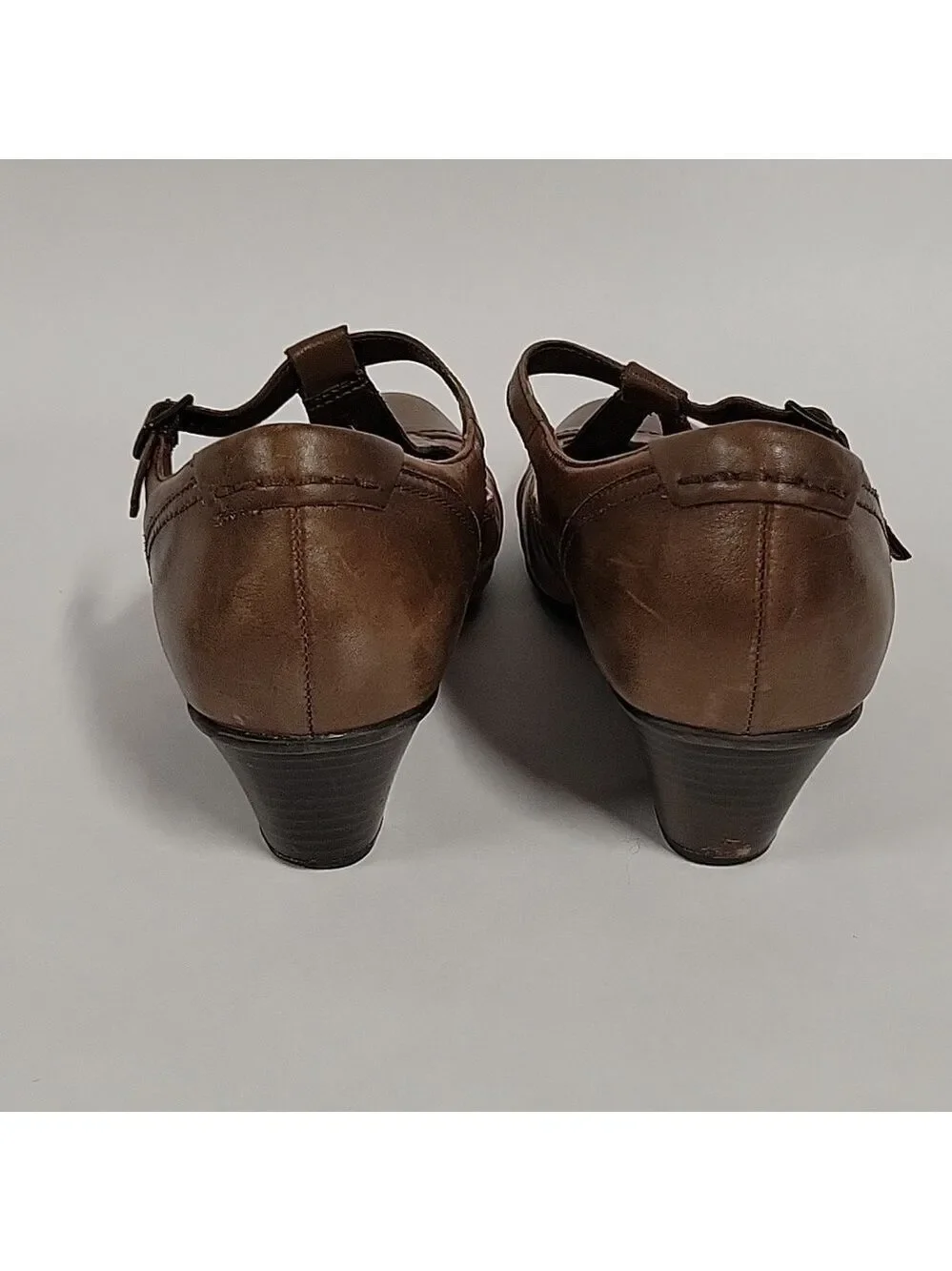 Women's Earth Wanderlust Retro Flapper Light/Dark Brown Leather Heels, Size 12B
